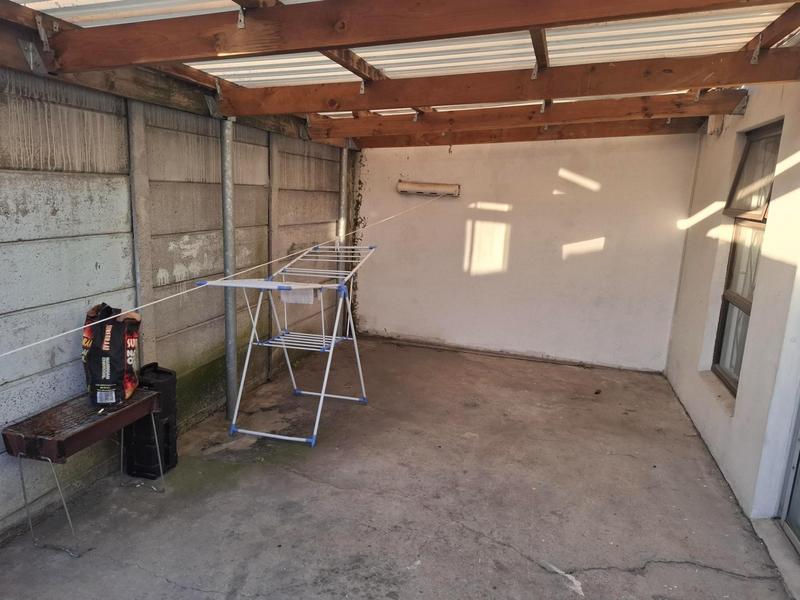 2 Bedroom Property for Sale in Parow Valley Western Cape